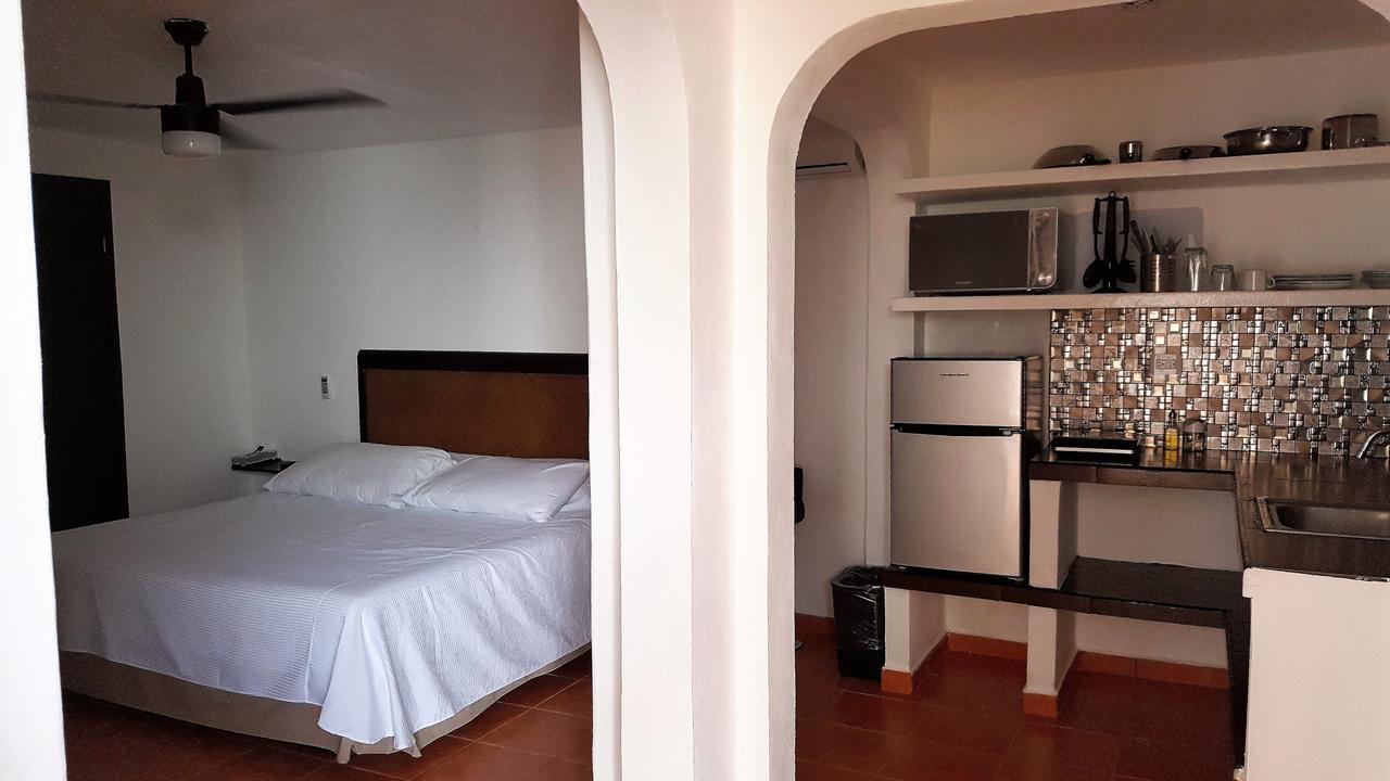 Suites Rosas Канкун Екстер'єр фото