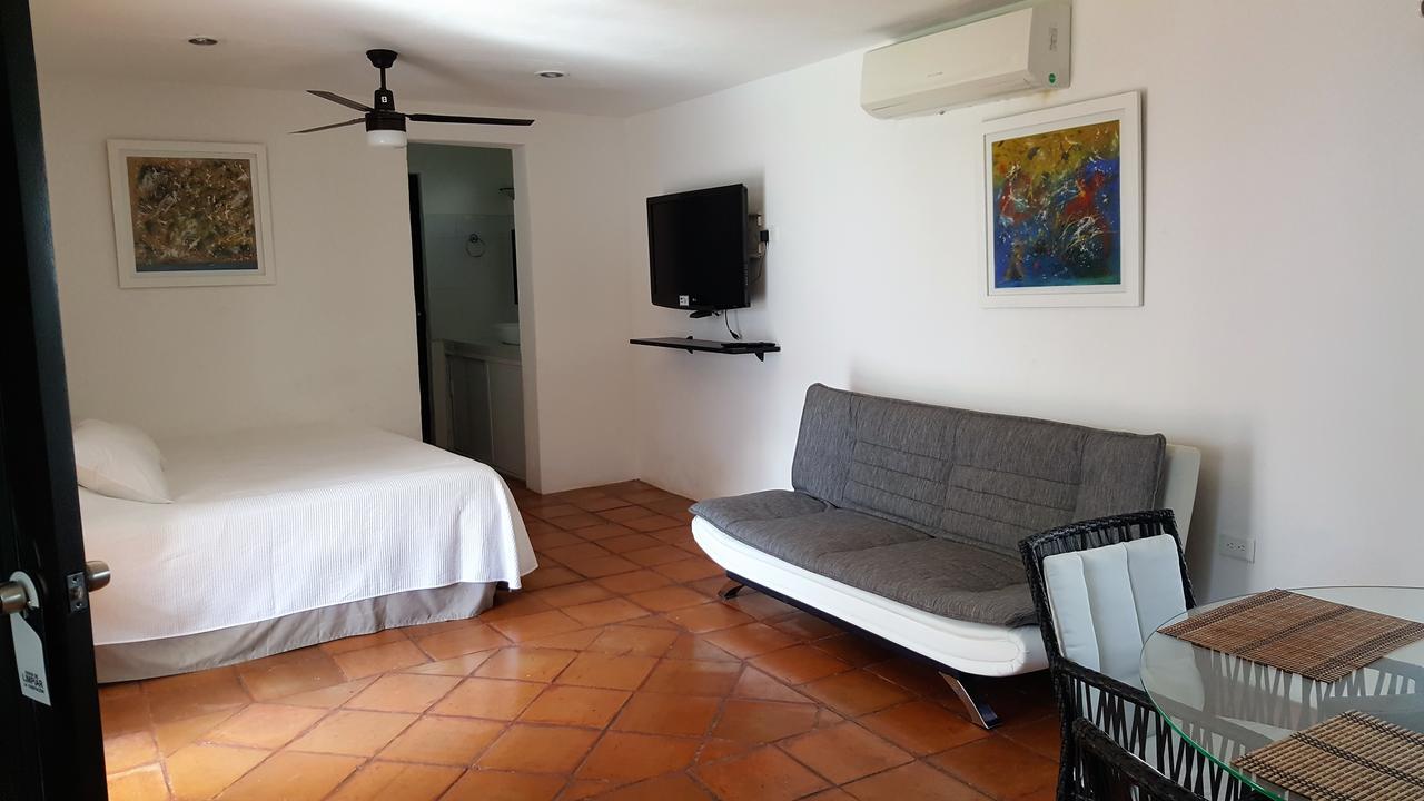 Suites Rosas Канкун Екстер'єр фото
